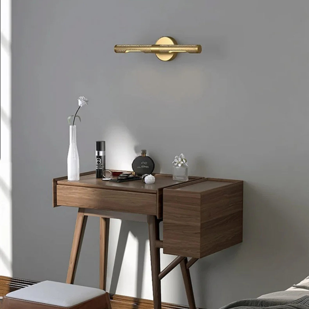 The Linear Brass Modern Wall Light detail b